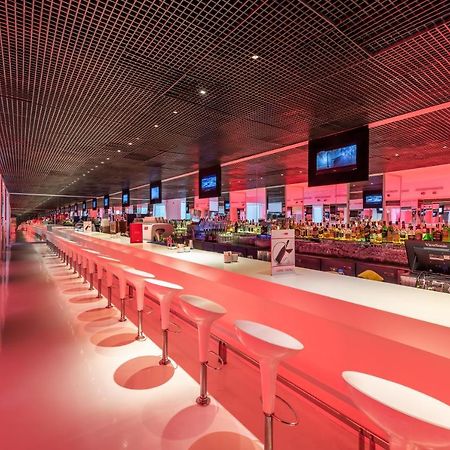 Sunis Hoteles Hotel SU Antalya Exterior foto The bar at the 2012 London Olympics