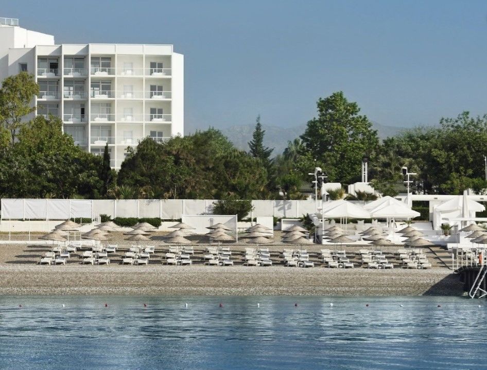 Sunis Hoteles Hotel SU Antalya Exterior foto Beach at the hotel