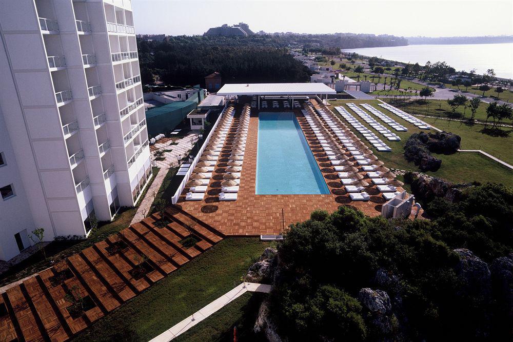Sunis Hoteles Hotel SU Antalya Exterior foto The pool at the Hotel Costa Calma